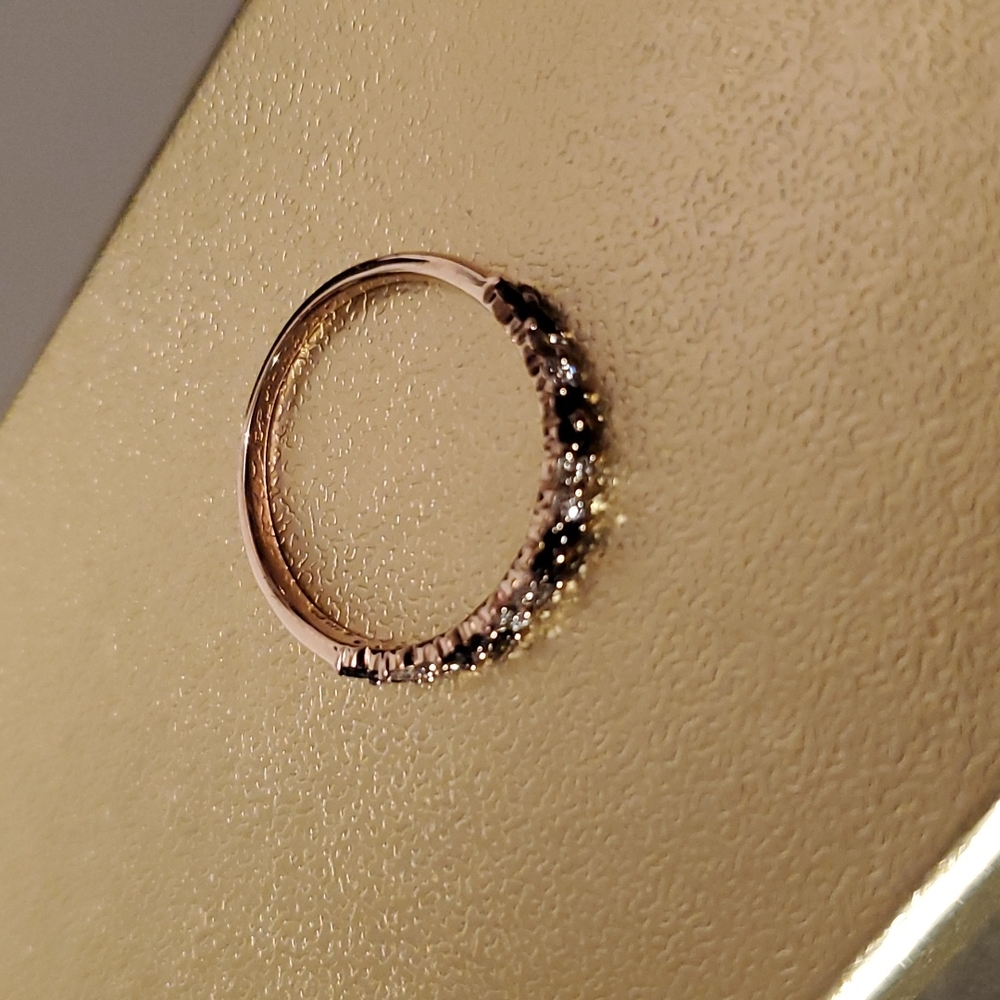 Jewelry - Picture 2 of 7